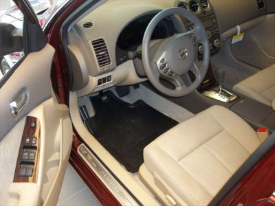 2012 Nissan Altima  3.5 SR
