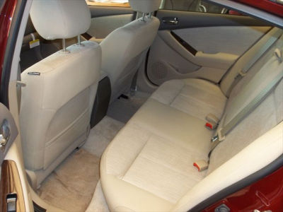 2012 Nissan Altima  3.5 SR