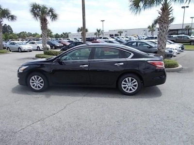 2013 Nissan Altima  S