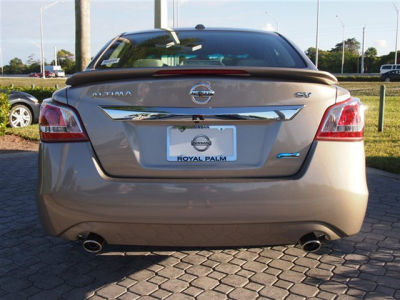 2013 Nissan Altima  2.5 SV