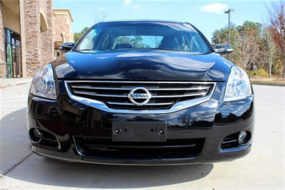 2012 Nissan Altima  3.5 SR