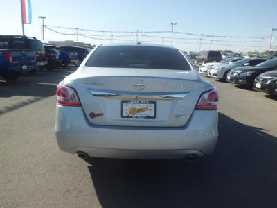 2013 Nissan Altima  2.5 SV