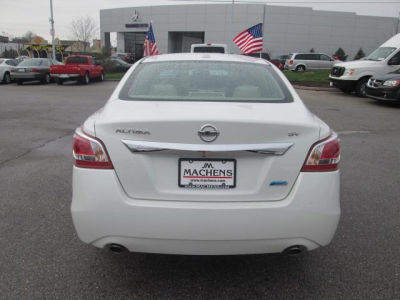2013 Nissan Altima  2.5
