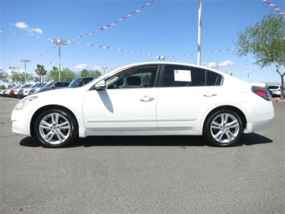 2010 Nissan Altima  3.5 SR