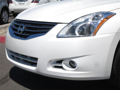 2010 Nissan Altima  3.5 SR