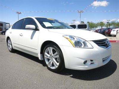 2010 Nissan Altima  3.5 SR