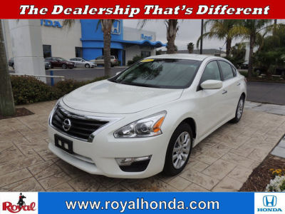 2013 Nissan Altima  2.5 S