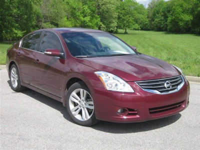 2012 Nissan Altima  3.5 SR