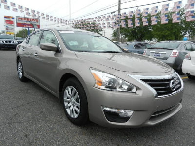 2013 Nissan Altima  2.5 S