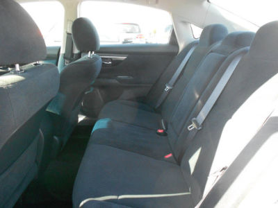 2013 Nissan Altima  2.5 S
