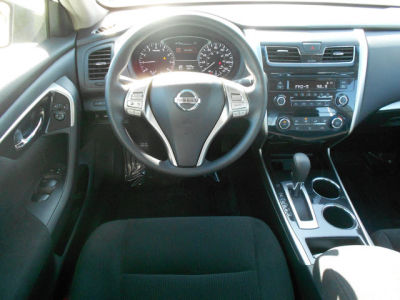 2013 Nissan Altima  2.5 S