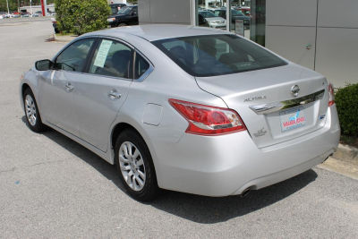 2013 Nissan Altima  2.5