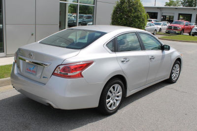 2013 Nissan Altima  2.5