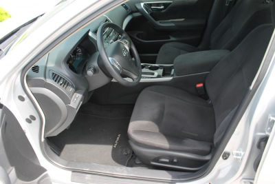 2013 Nissan Altima  2.5