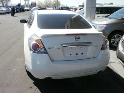 2010 Nissan Altima  2.5 S