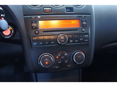 2010 Nissan Altima  3.5 SR
