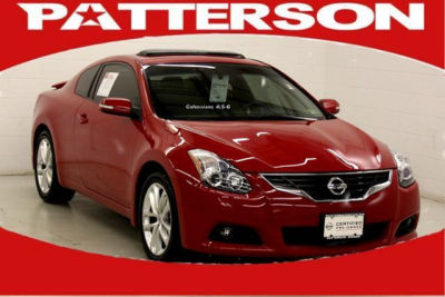 2010 Nissan Altima  3.5 SR