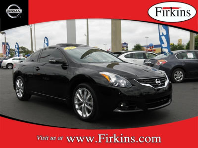 2011 Nissan Altima  3.5 SR