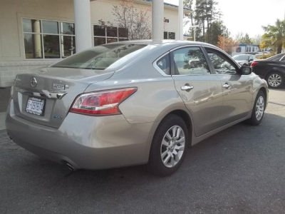 2013 Nissan Altima  S