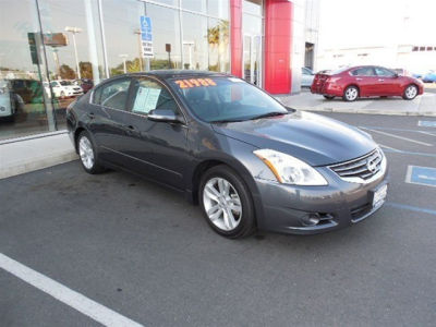 2010 Nissan Altima 3.5 SR