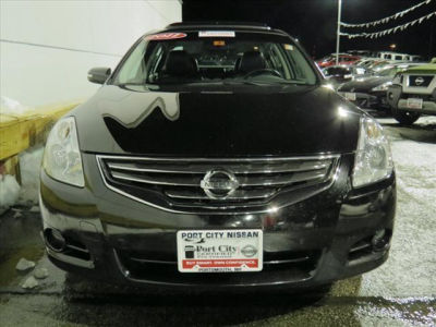2011 Nissan Altima  3.5 SR