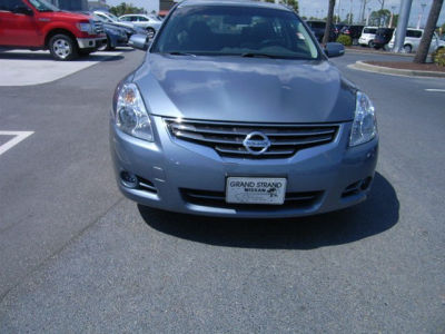 2010 Nissan Altima  2.5
