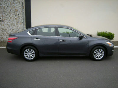 2013 Nissan Altima  2.5 S