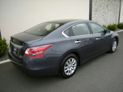 2013 Nissan Altima  2.5 S