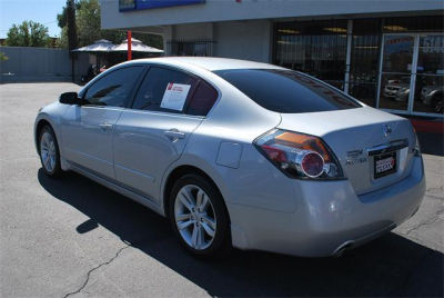 2012 Nissan Altima  3.5 SR