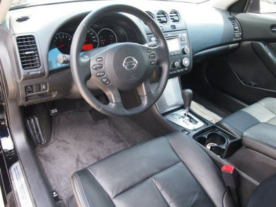2011 Nissan Altima 3.5 SR