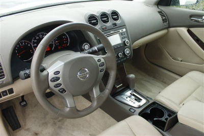 2010 Nissan Altima  2.5 SL