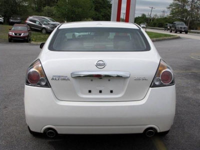2011 Nissan Altima  2.5 SL