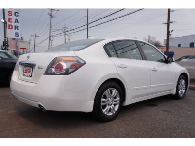 2010 Nissan Altima  2.5 S