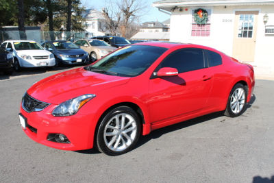 2011 Nissan Altima  3.5 SR