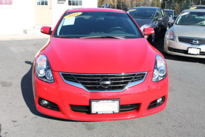 2011 Nissan Altima  3.5 SR