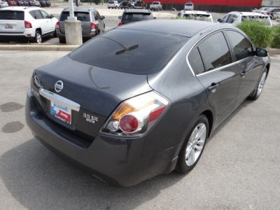 2011 Nissan Altima 3.5 SR