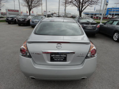 2012 Nissan Altima  EDITION