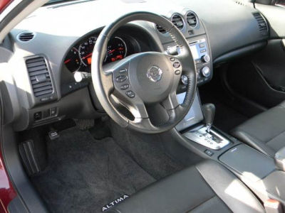 2010 Nissan Altima  2.5 S