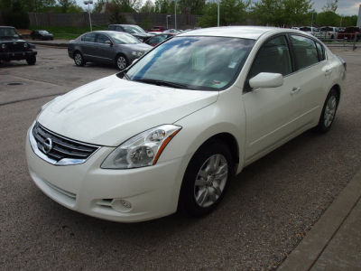 2012 Nissan Altima  2.5 S
