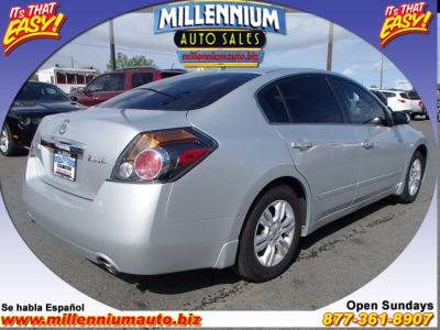 2010 Nissan Altima  2.5 SL