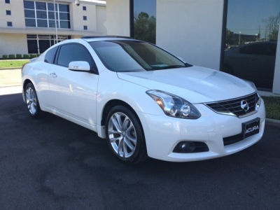 2010 Nissan Altima  3.5 SR
