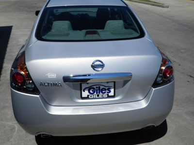 2011 Nissan Altima