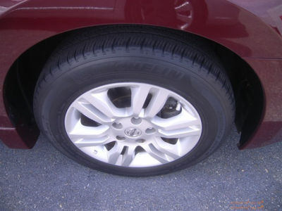 2010 Nissan Altima  2.5