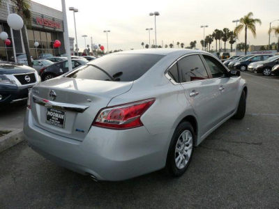 2013 Nissan Altima  S