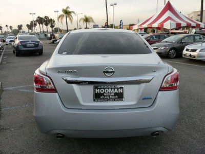 2013 Nissan Altima  S
