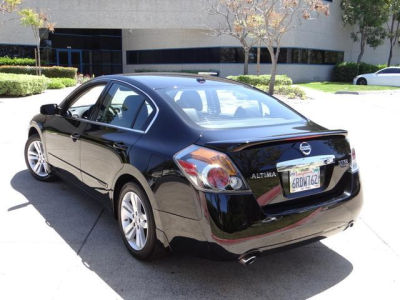 2011 Nissan Altima 3.5 SR
