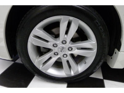 2010 Nissan Altima  3.5 SR