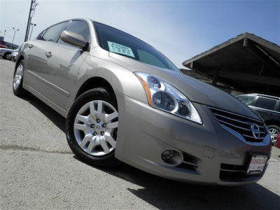 2012 Nissan Altima  2.5