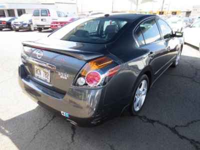 2009 Nissan Altima  3.5 SE