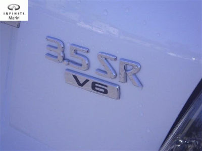 2010 Nissan Altima  3.5 SR